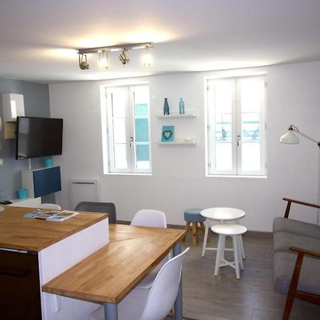 Cosy Apartment In The Center Of La Flotte Εξωτερικό φωτογραφία