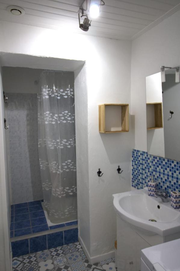 Cosy Apartment In The Center Of La Flotte Εξωτερικό φωτογραφία